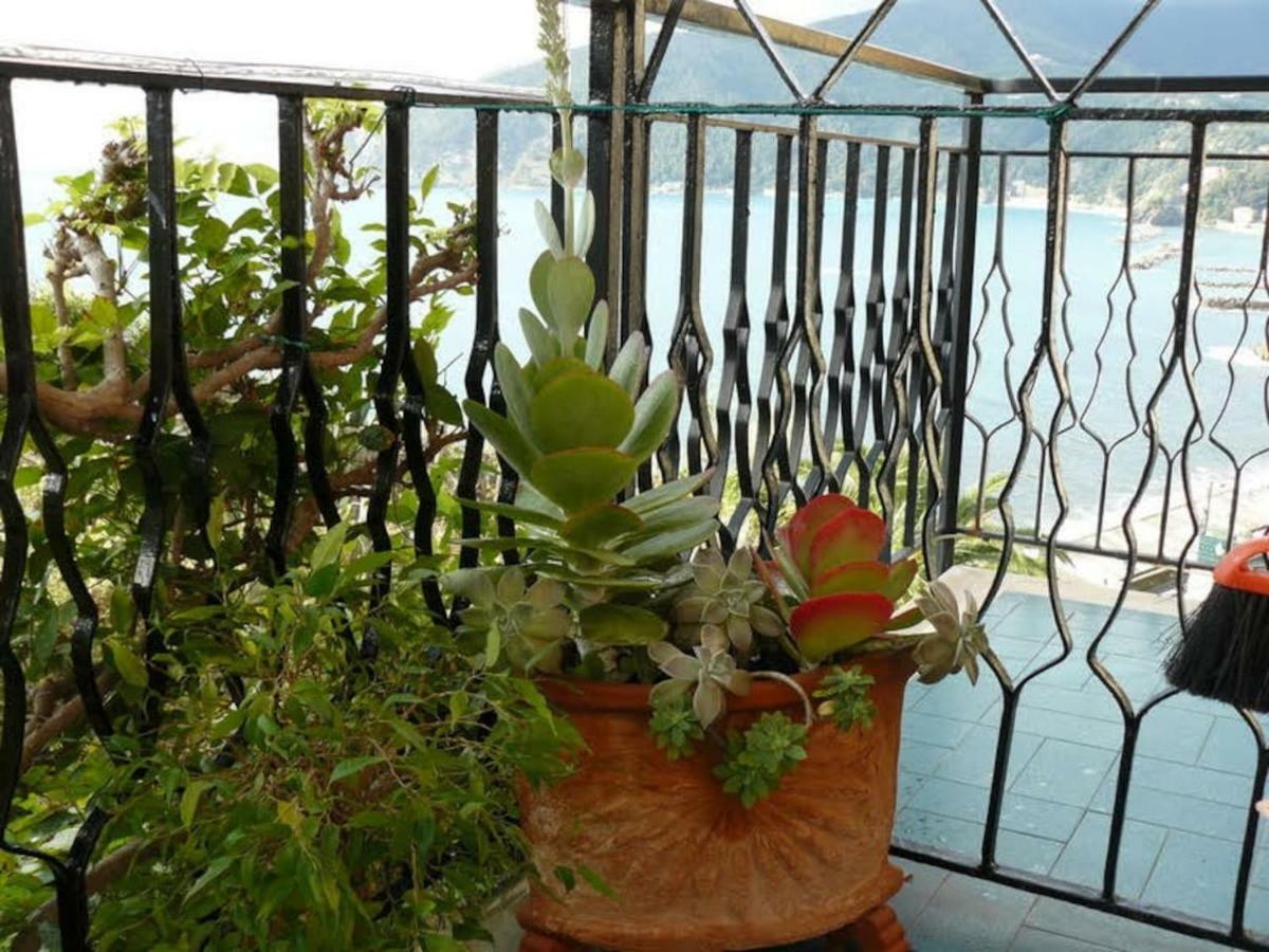 Un Gioiello Con Vista Mare Moneglia Exterior foto